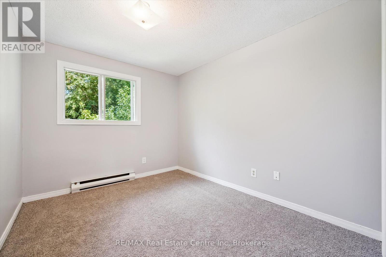 177 Ironwood Road, Guelph, Ontario  N1G 3P5 - Photo 17 - X12309005