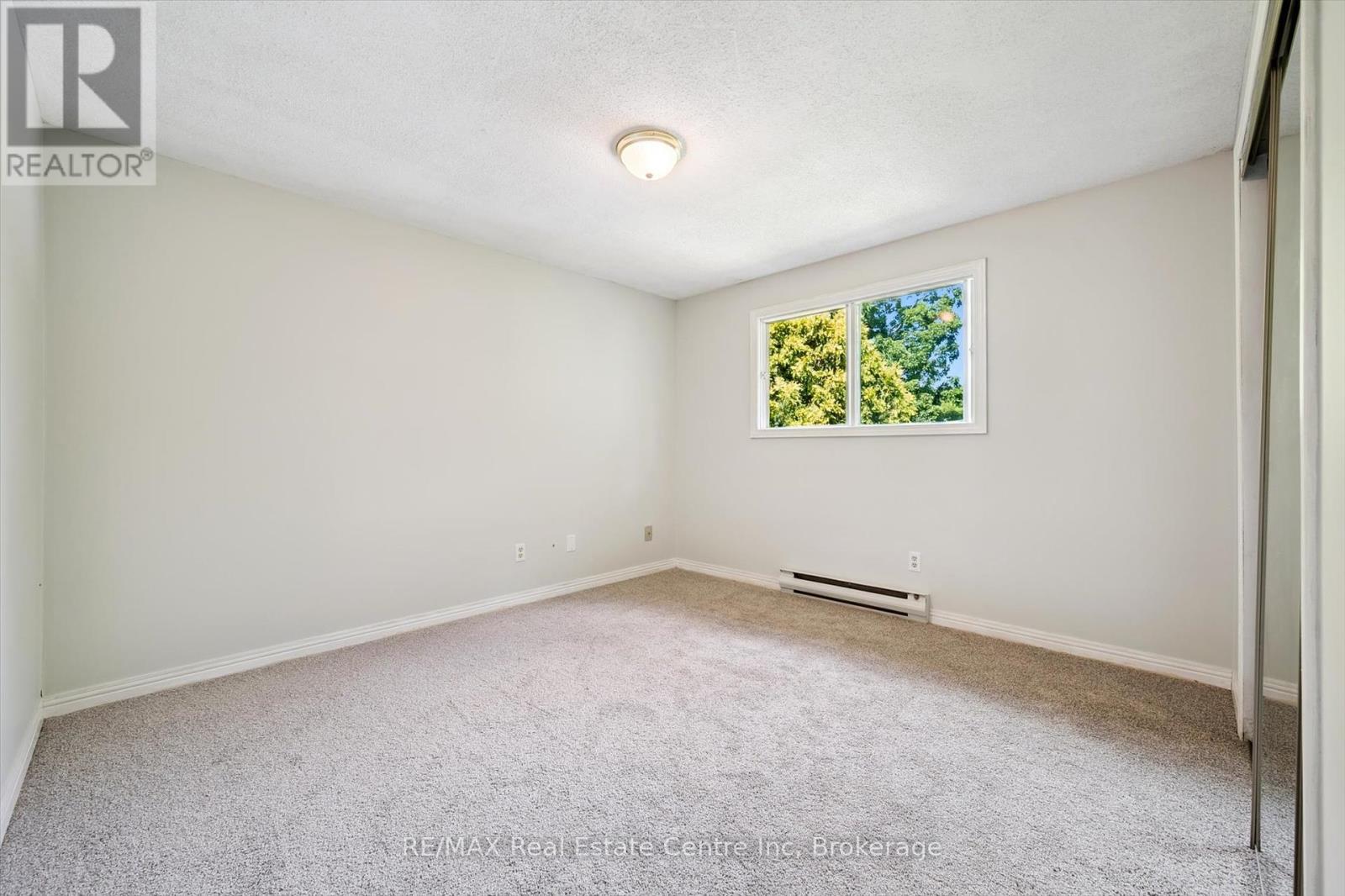 177 Ironwood Road, Guelph, Ontario  N1G 3P5 - Photo 18 - X12309005