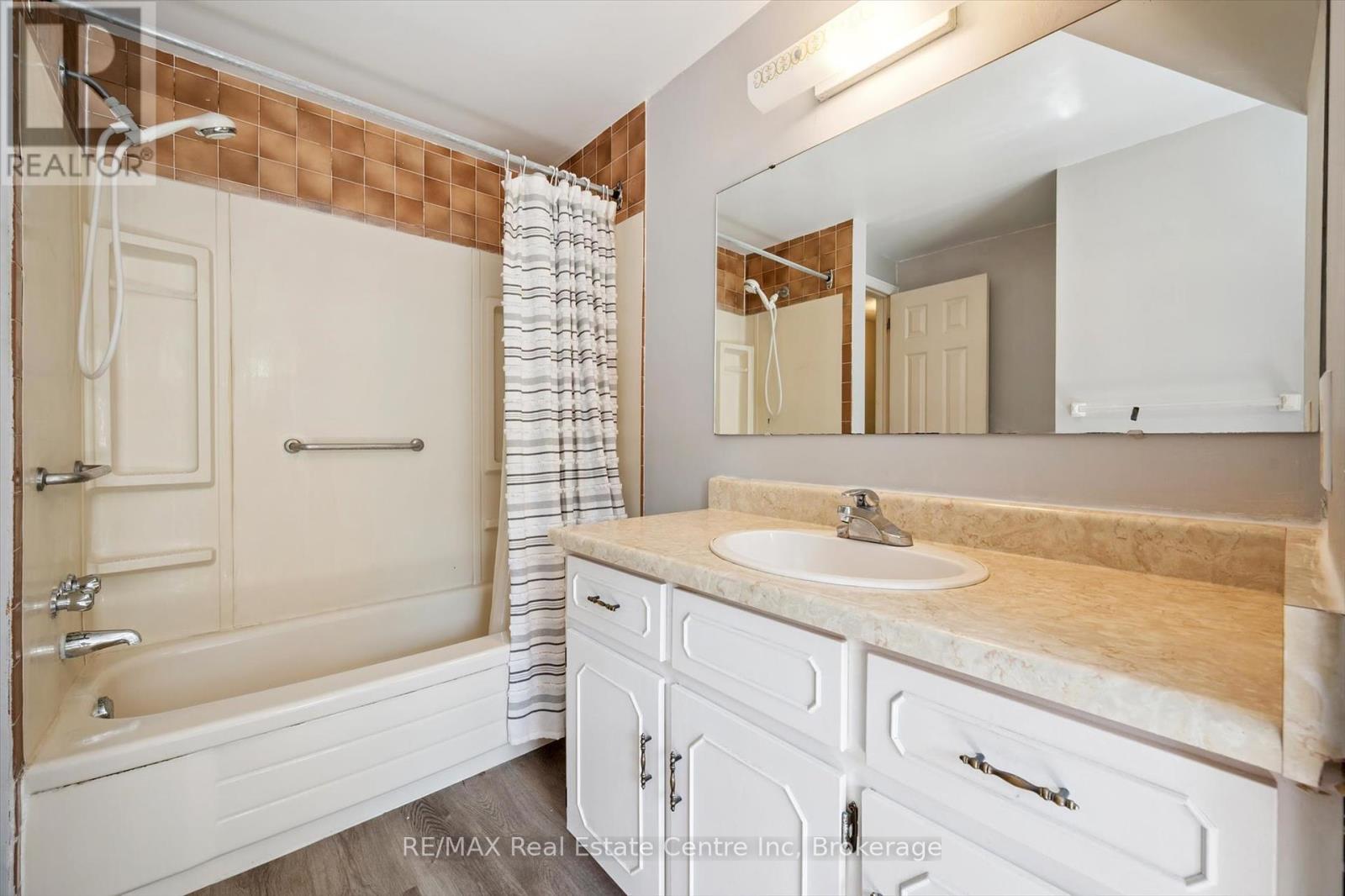 177 Ironwood Road, Guelph, Ontario  N1G 3P5 - Photo 21 - X12309005