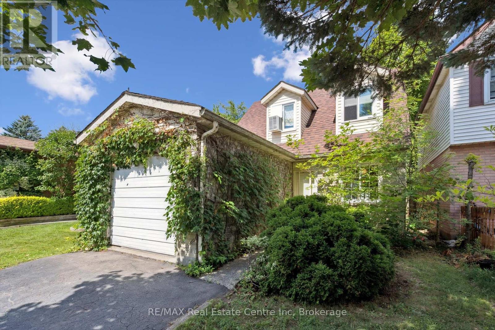 177 Ironwood Road, Guelph, Ontario  N1G 3P5 - Photo 3 - X12309005