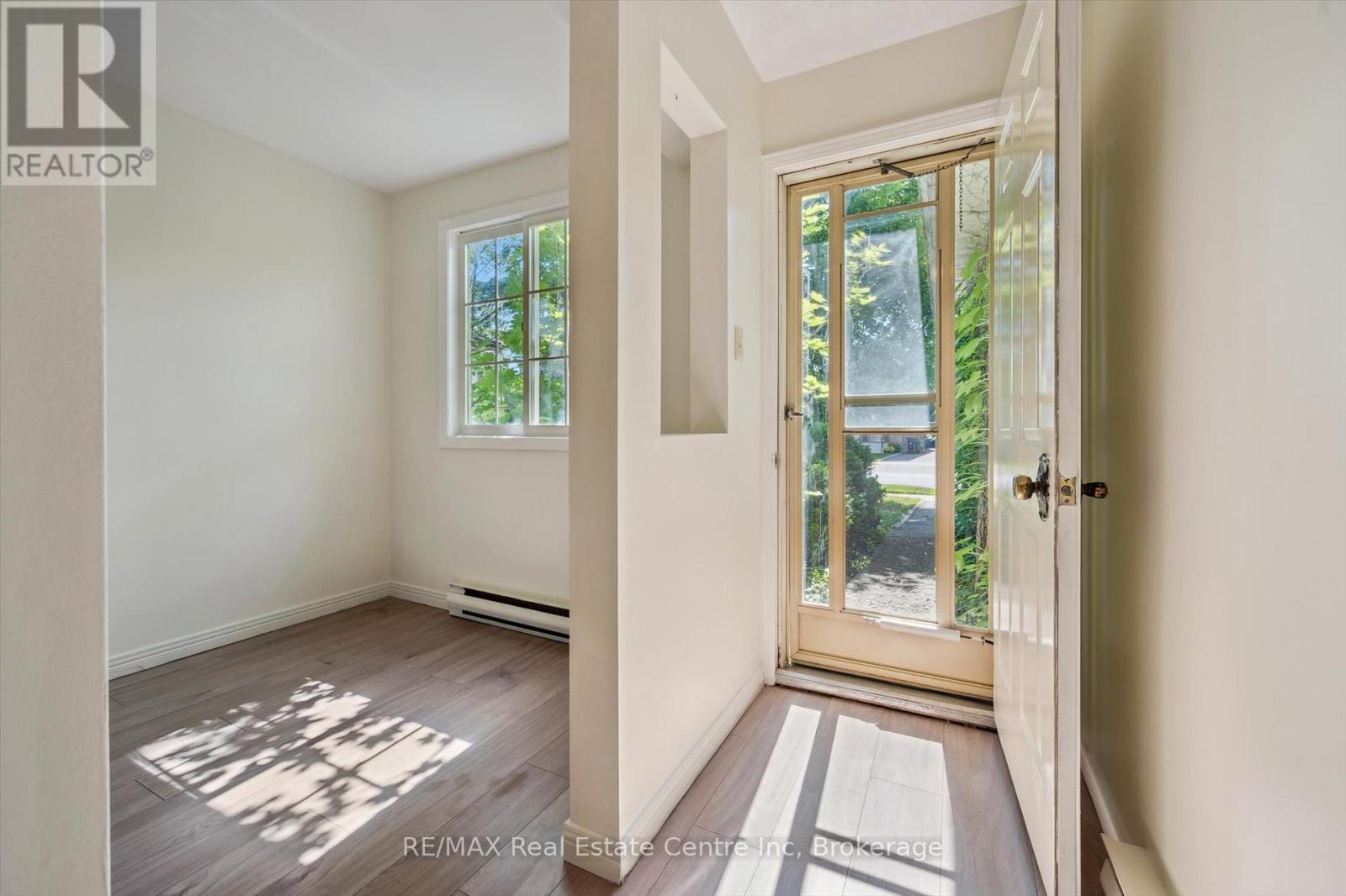 177 Ironwood Road, Guelph, Ontario  N1G 3P5 - Photo 5 - X12309005