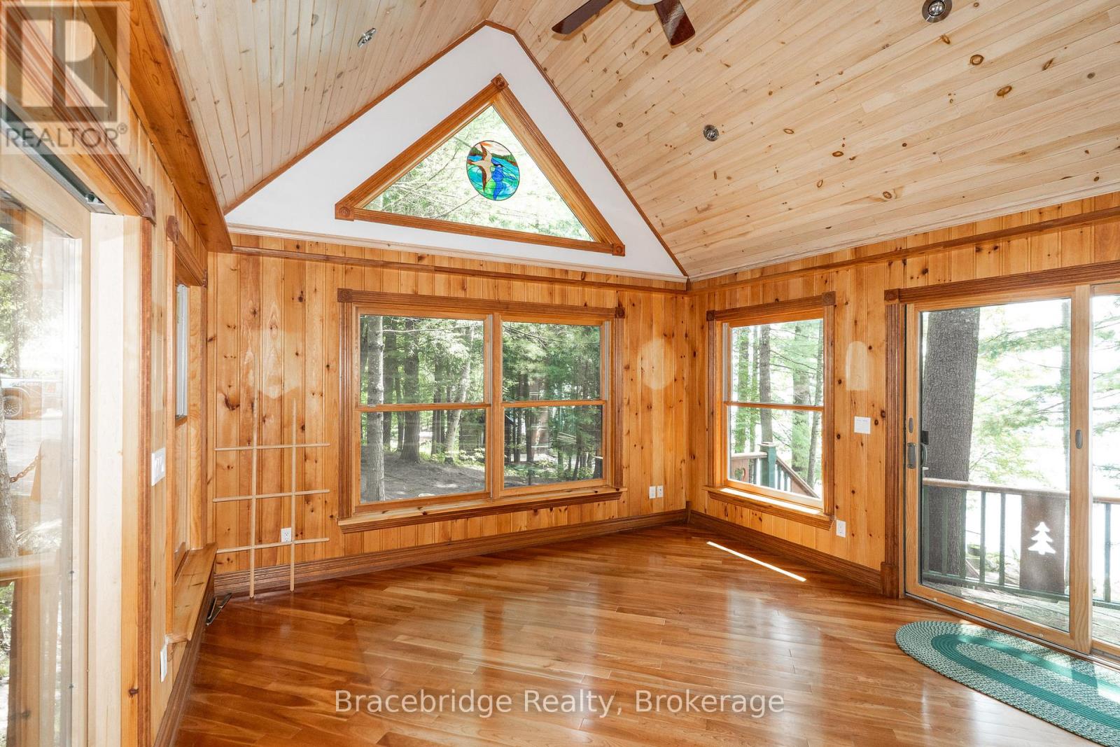 1568 Milne Road, Bracebridge, Ontario  P1L 1X1 - Photo 12 - X12309078