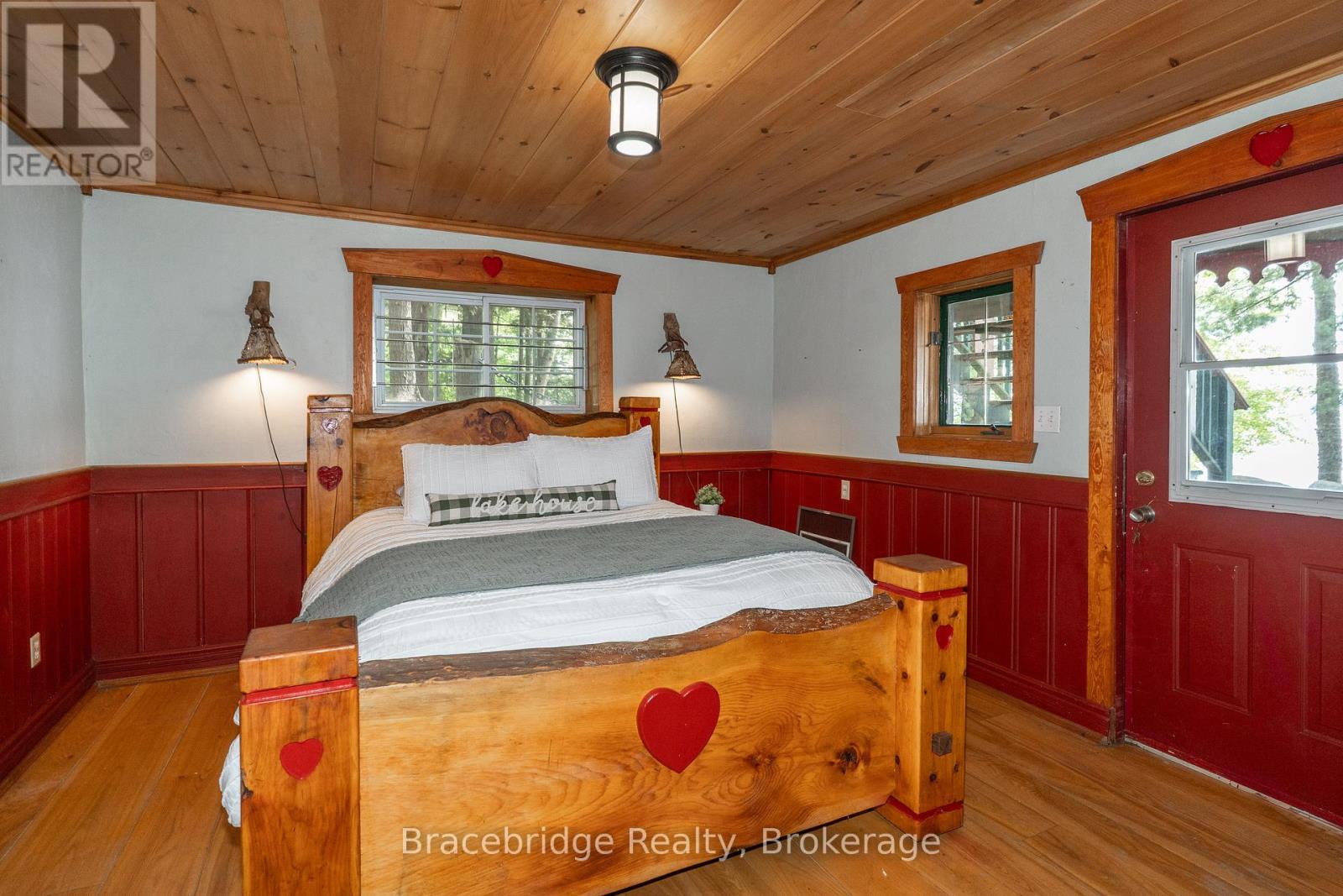 1568 Milne Road, Bracebridge, Ontario  P1L 1X1 - Photo 24 - X12309078