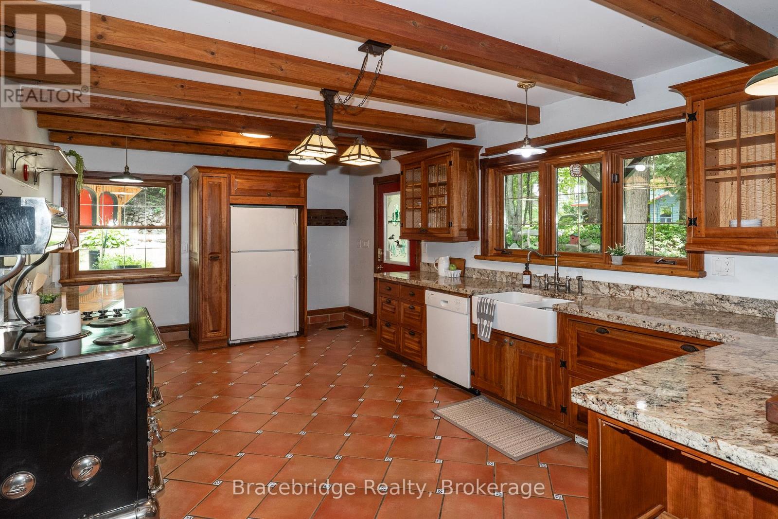 1568 Milne Road, Bracebridge, Ontario  P1L 1X1 - Photo 8 - X12309078