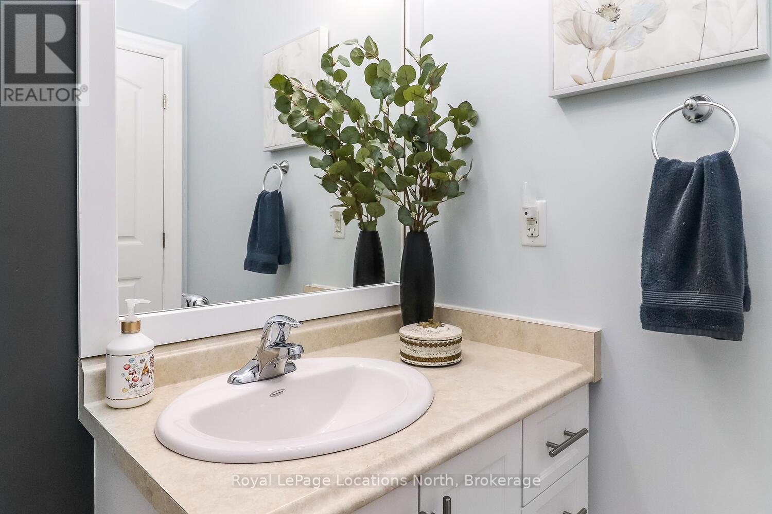 56 Garden Grove Crescent, Wasaga Beach, Ontario  L9Z 0E6 - Photo 25 - S12309112