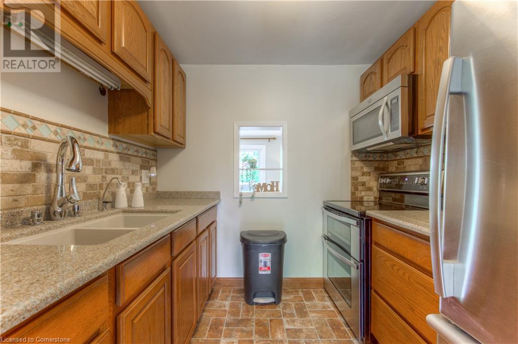 30 Pepperwood Crescent, Kitchener, Ontario  N2A 2R3 - Photo 10 - 40750867