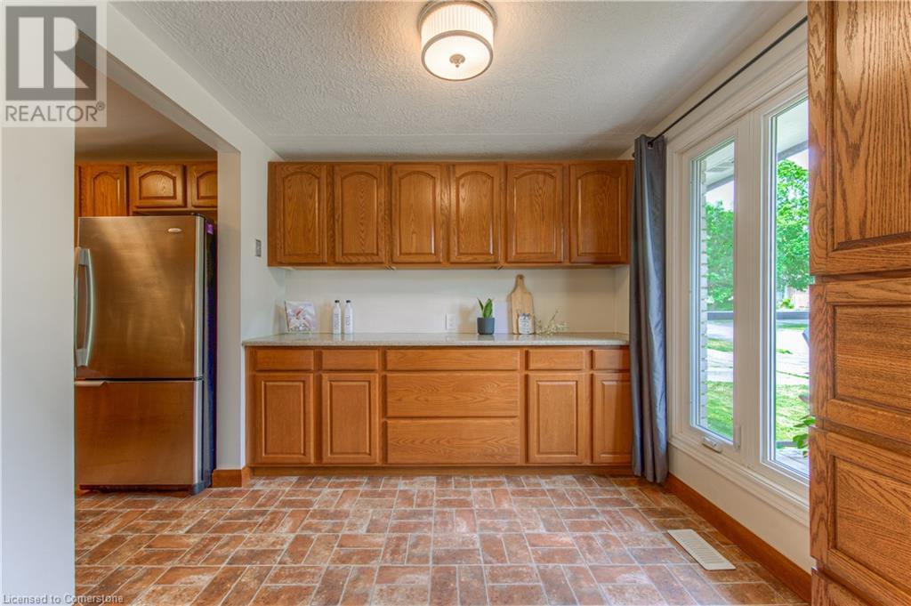 30 Pepperwood Crescent, Kitchener, Ontario  N2A 2R3 - Photo 8 - 40750867