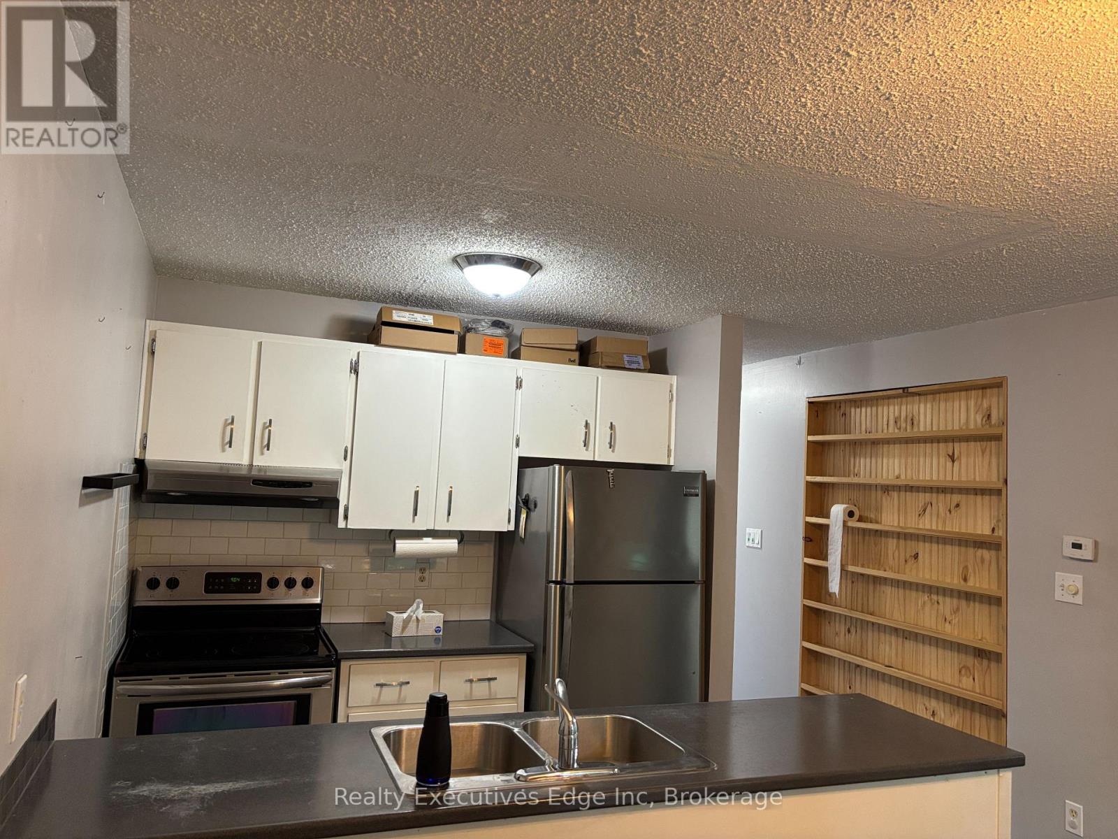 322 Scottsdale Drive, Guelph, Ontario  N1G 2K8 - Photo 19 - X12309305