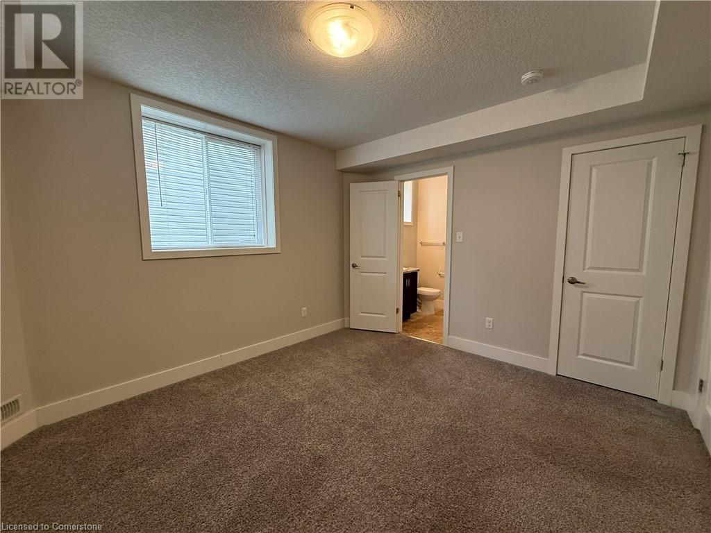 401 Greenfield Avenue Unit# B, Kitchener, Ontario  N2C 1E6 - Photo 12 - 40754669