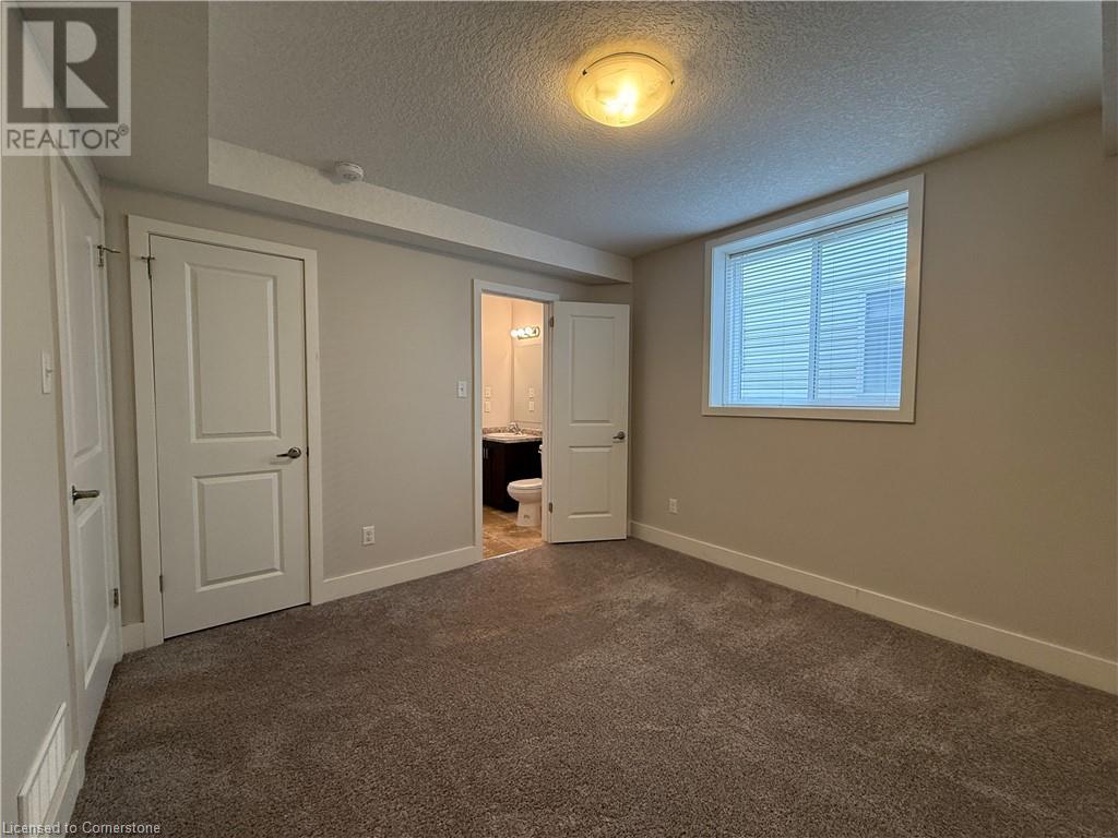 401 Greenfield Avenue Unit# B, Kitchener, Ontario  N2C 1E6 - Photo 17 - 40754669