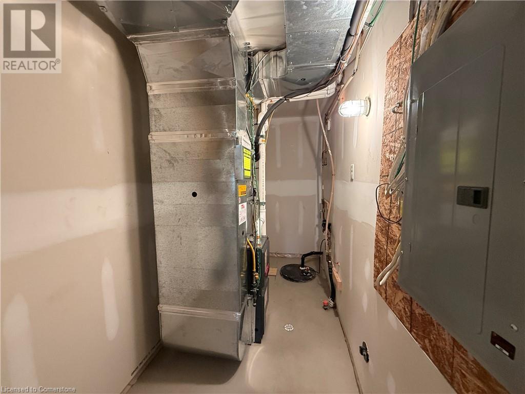 401 Greenfield Avenue Unit# B, Kitchener, Ontario  N2C 1E6 - Photo 18 - 40754669