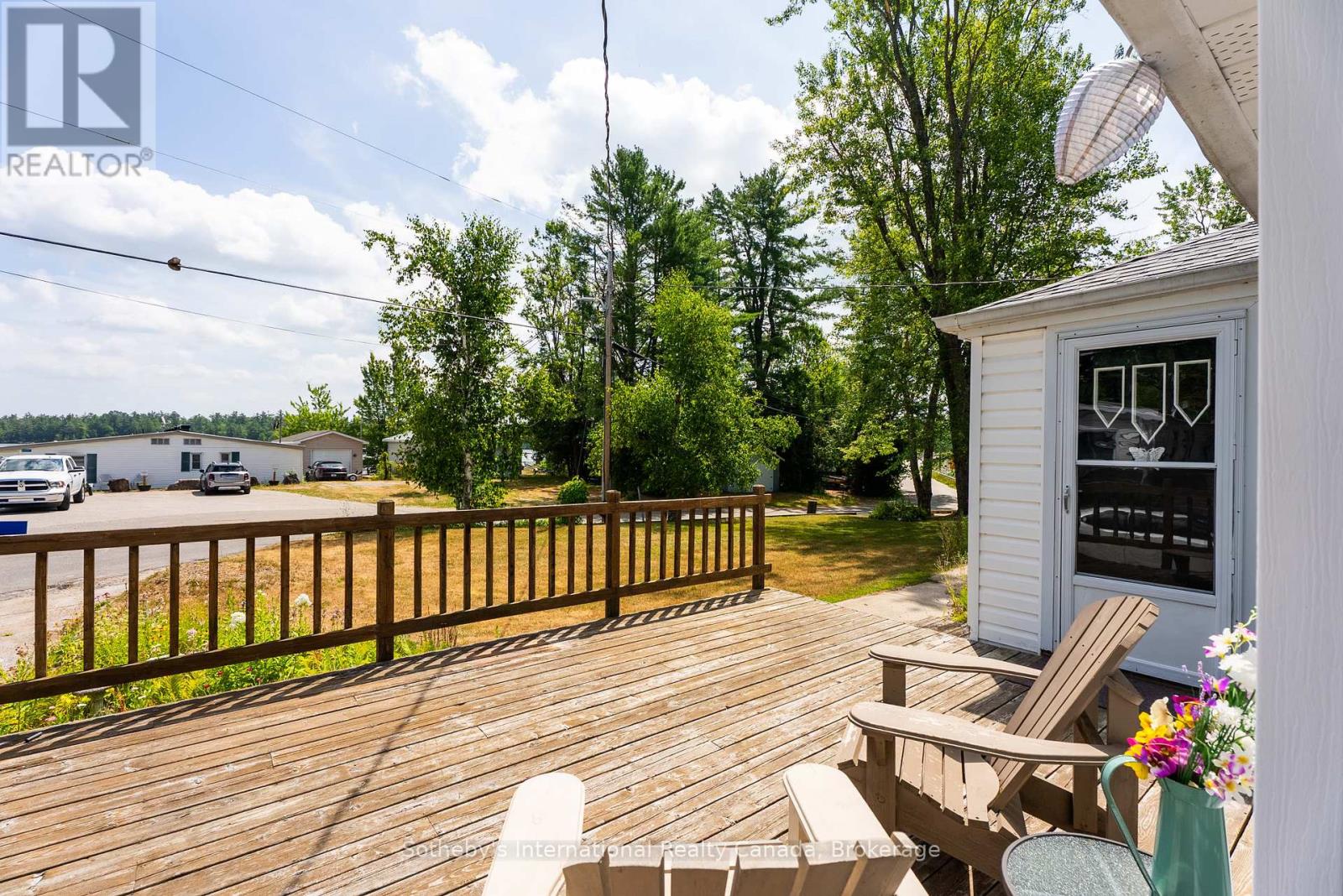 1120 South Kahshe Lake Road, Gravenhurst, Ontario  P0E 1G0 - Photo 11 - X12309534
