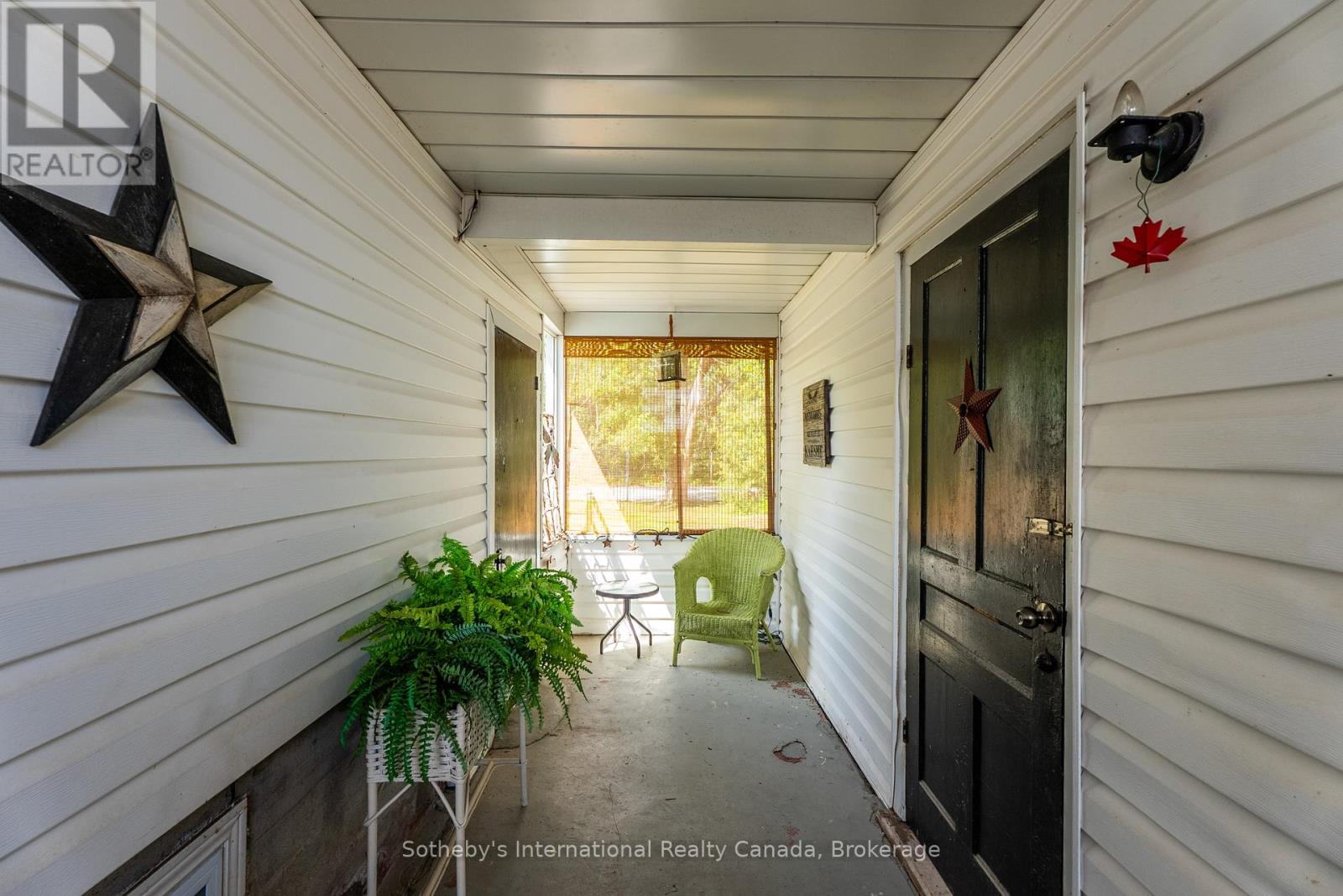 1120 South Kahshe Lake Road, Gravenhurst, Ontario  P0E 1G0 - Photo 37 - X12309534
