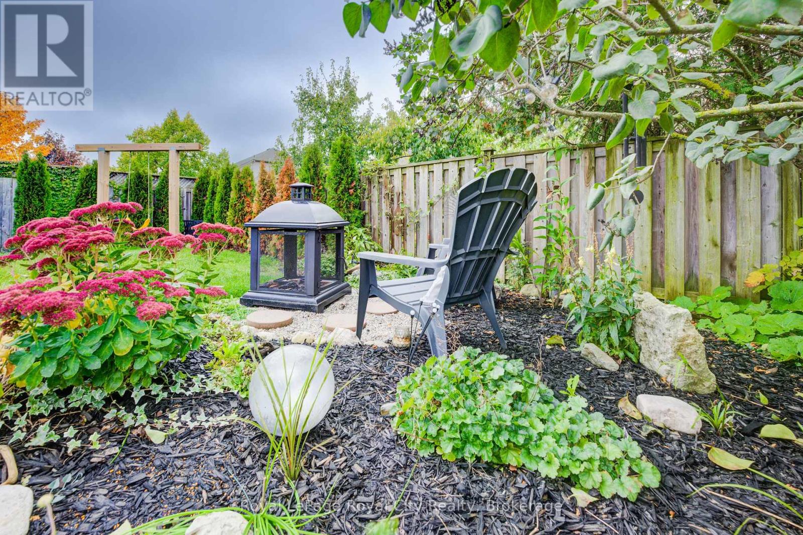 571 Mctavish Street, Centre Wellington, Ontario  N1M 3R1 - Photo 4 - X12309591