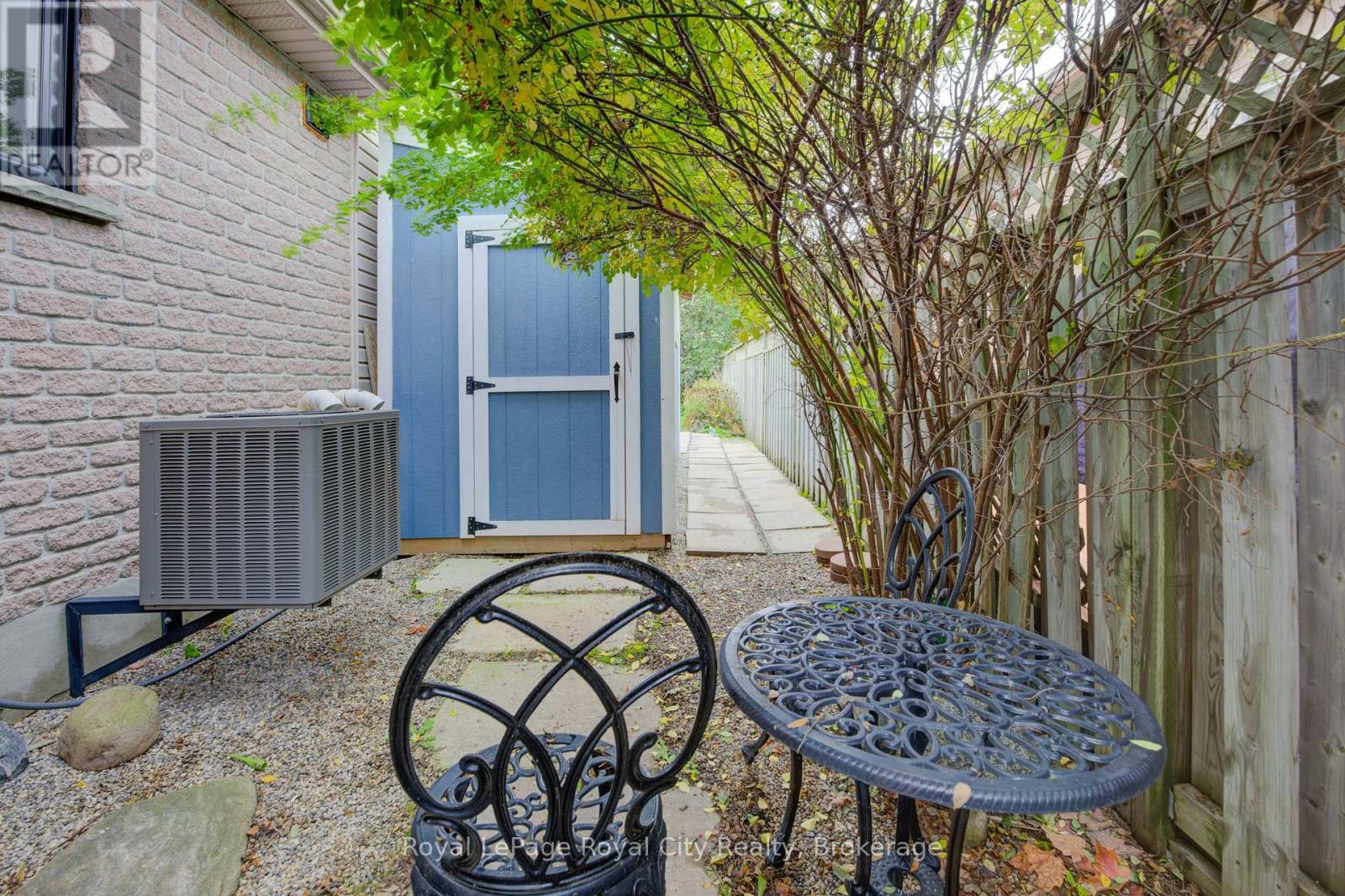 571 Mctavish Street, Centre Wellington, Ontario  N1M 3R1 - Photo 6 - X12309591