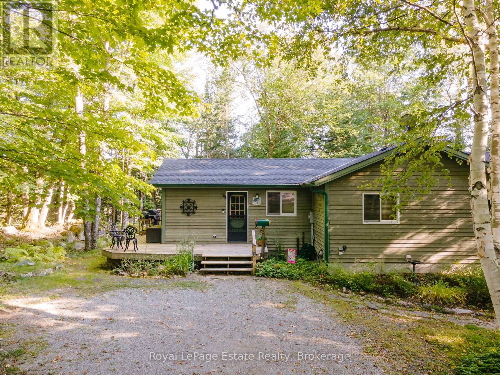 1157 Between Lakes Trail, Minden Hills, Ontario  K0M 1J1 - Photo 3 - X12309594