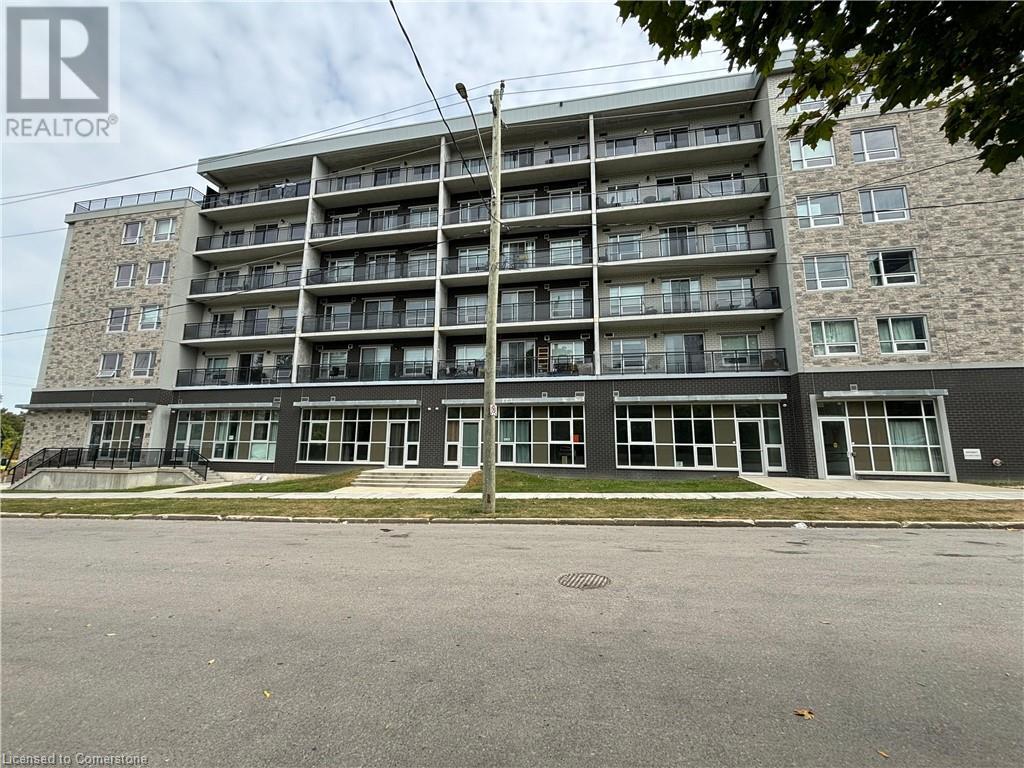 275 Larch Street Unit# F614, Waterloo, Ontario  N2L 3R2 - Photo 2 - 40755078