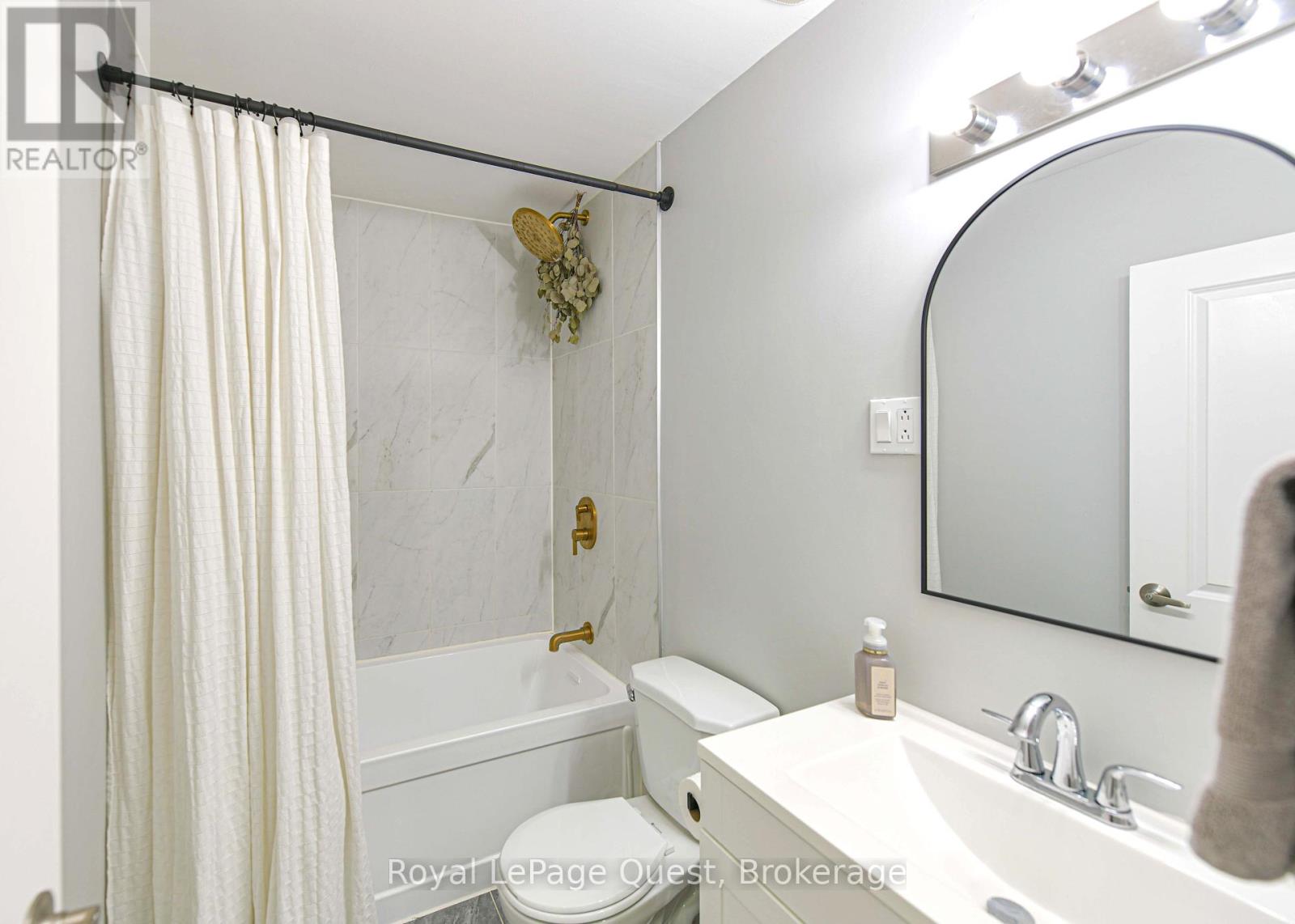 401 Mississaga Street W, Orillia, Ontario  L3V 3C4 - Photo 38 - S12309813