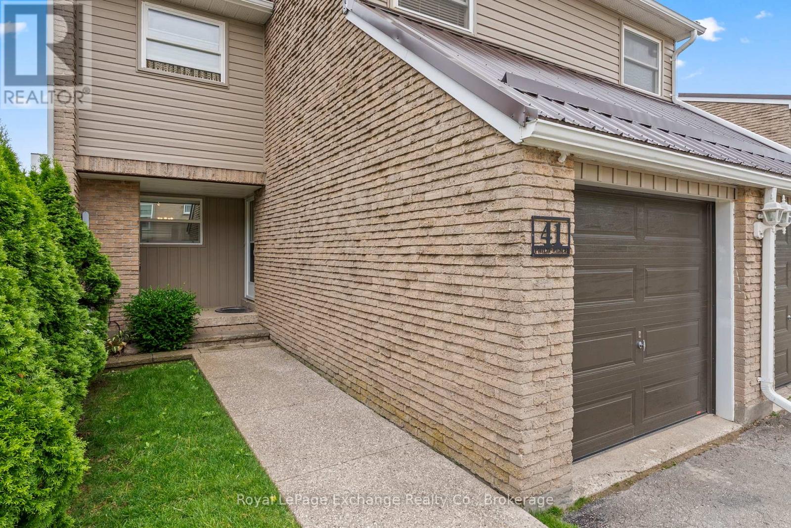 41 - 41 Philip Place, Kincardine, Ontario  N2Z 2E2 - Photo 3 - X12309878