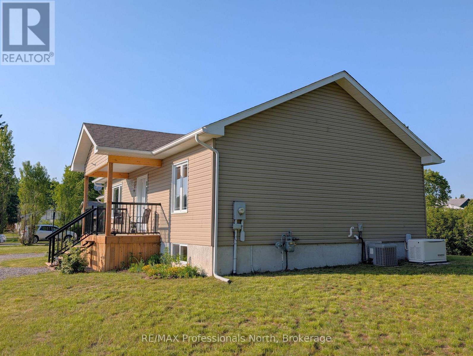 99 Cheryl Crescent, Strong, Ontario  P0A 1Z0 - Photo 3 - X12309946