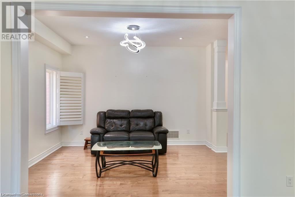 145 Redtail Street, Kitchener, Ontario  N2K 4J5 - Photo 8 - 40755039