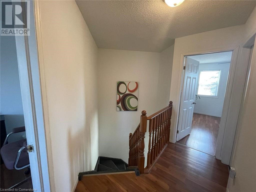 988 Prosperity Court, London, Ontario  N5V 5C7 - Photo 11 - 40755123