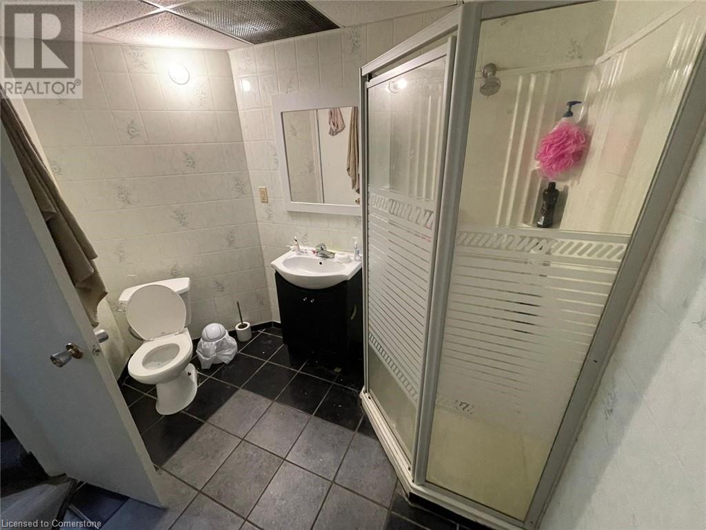 988 Prosperity Court, London, Ontario  N5V 5C7 - Photo 16 - 40755123