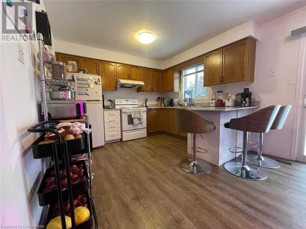 988 Prosperity Court, London, Ontario  N5V 5C7 - Photo 4 - 40755123