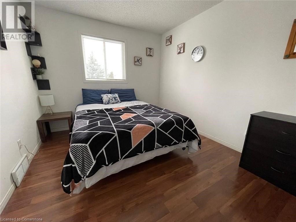 988 Prosperity Court, London, Ontario  N5V 5C7 - Photo 8 - 40755123