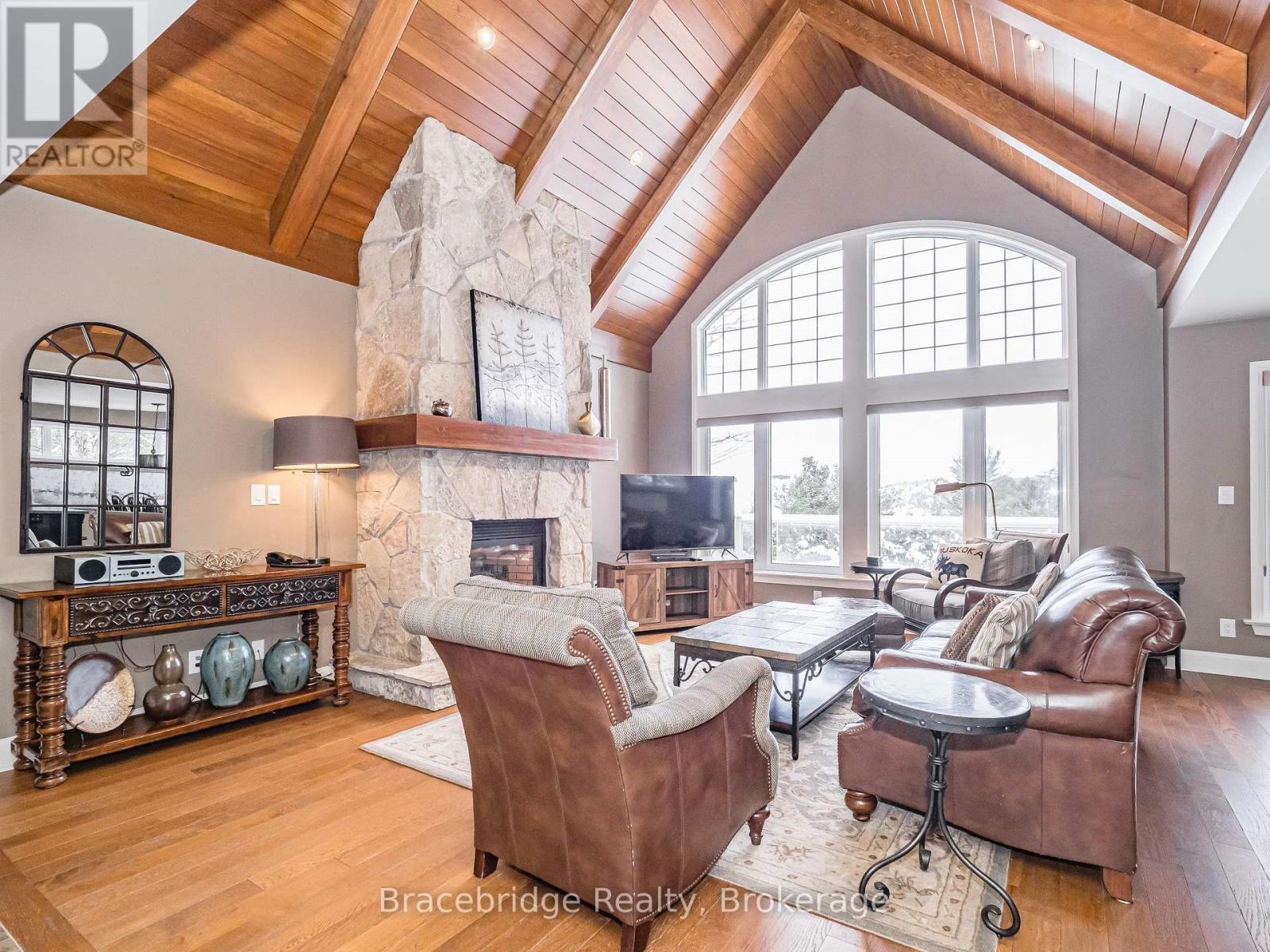 BELMONT WEEK 10 - 3876 MUSKOKA RD 118 W HIGHWAY, Muskoka Lakes, Ontario