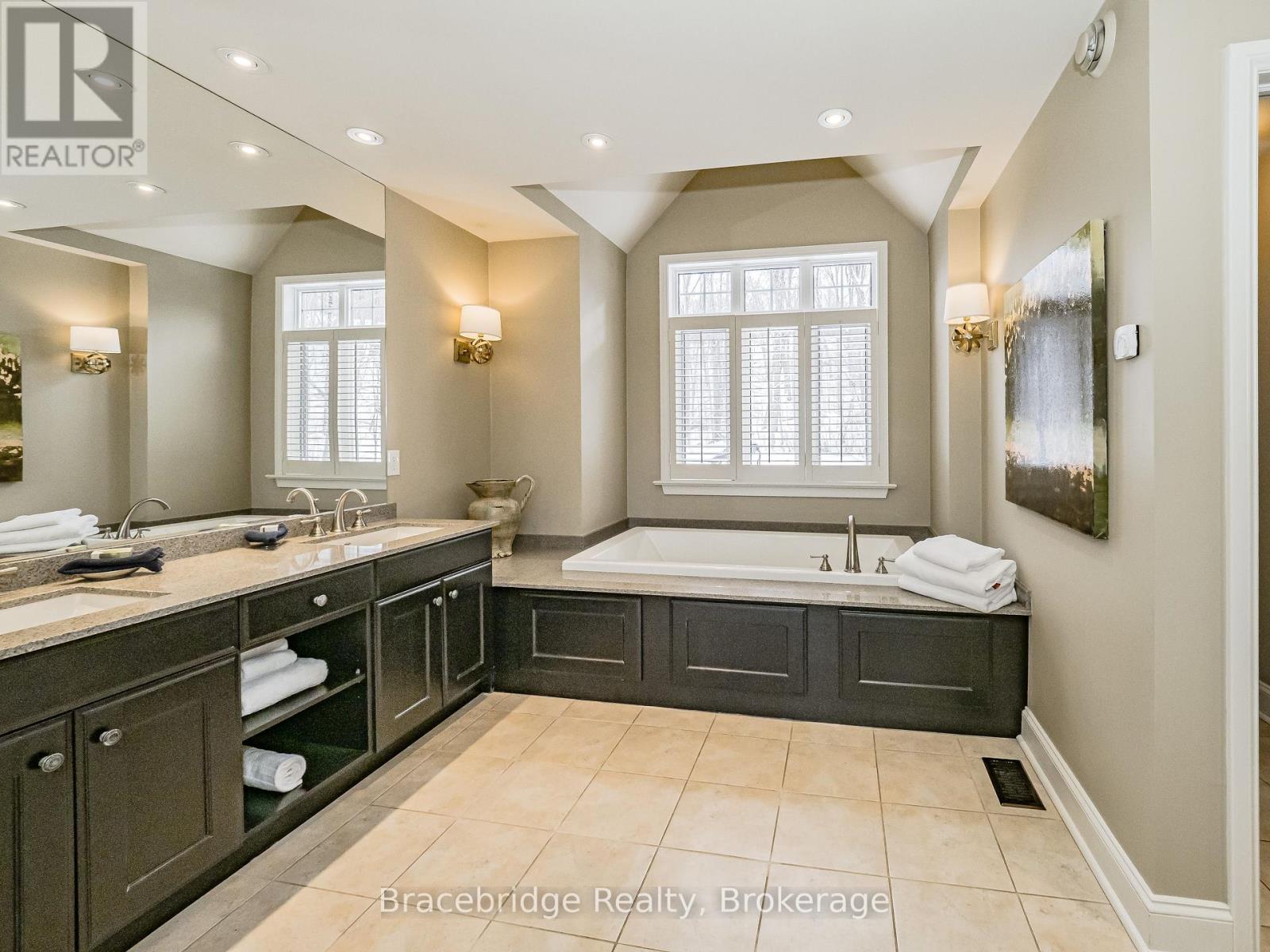 Belmont Week 10 - 3876 Muskoka Rd 118 W Highway, Muskoka Lakes, Ontario  P0B 1J0 - Photo 13 - X12310100