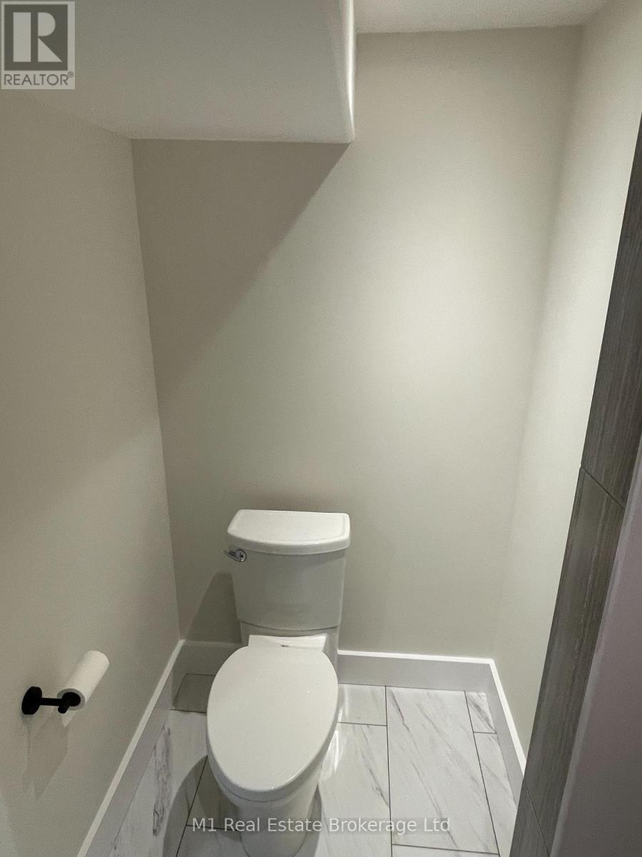 Ll - 18 Promenade Road, Guelph, Ontario  N1E 5Y7 - Photo 13 - X12310197