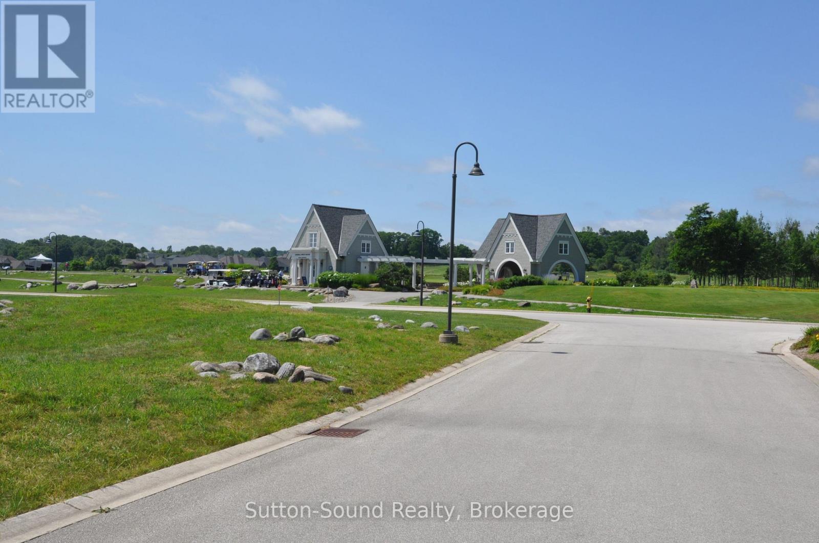 542 Punkinseed Lane, Georgian Bluffs, Ontario  N0H 1S0 - Photo 14 - X12310374