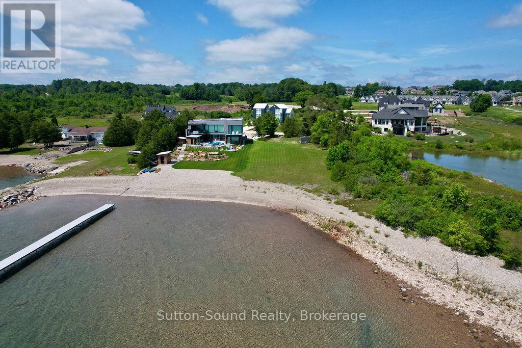 542 Punkinseed Lane, Georgian Bluffs, Ontario  N0H 1S0 - Photo 7 - X12310374