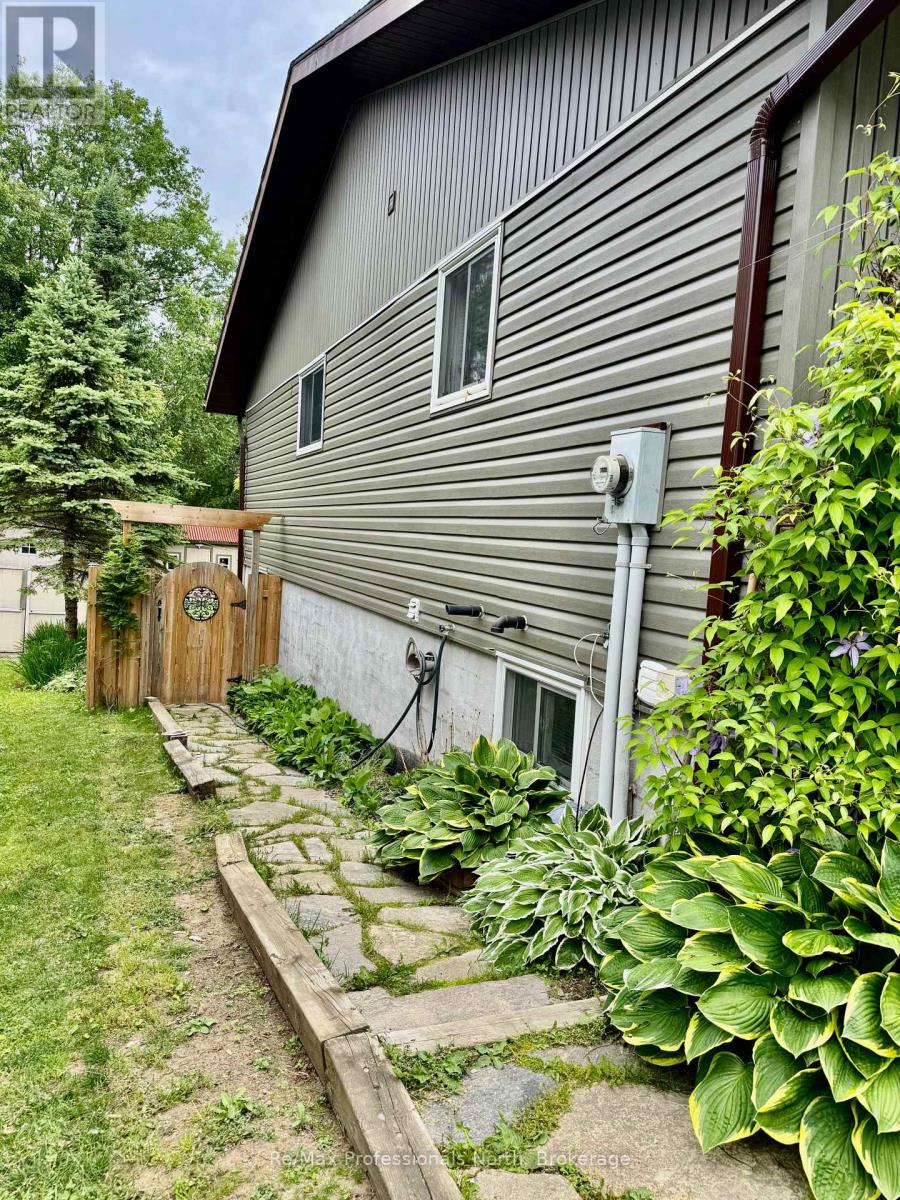 180 Fernwood Drive, Gravenhurst, Ontario  P1P 1P4 - Photo 31 - X12311030