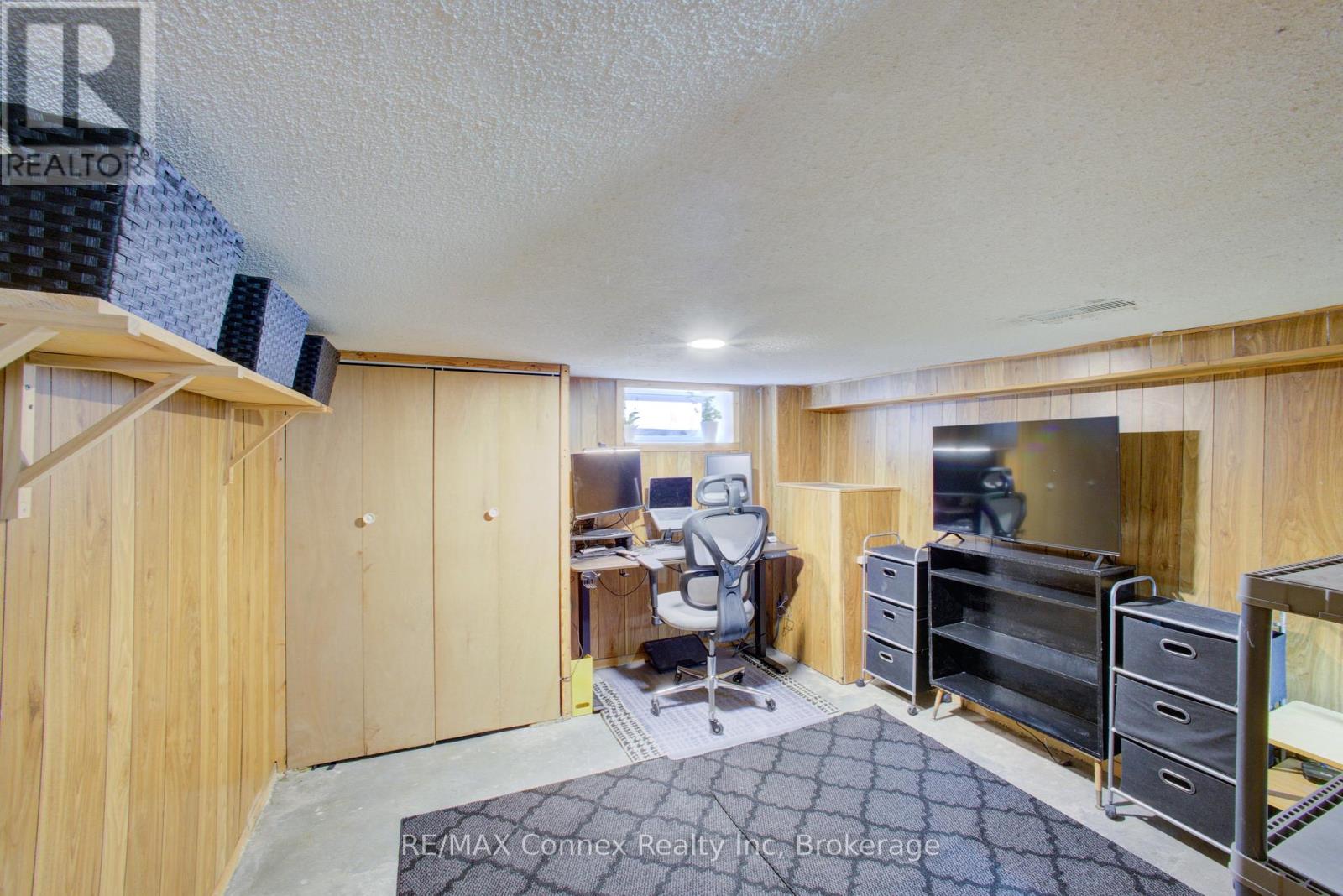 120 Harris Street, Guelph, Ontario  N1E 5T1 - Photo 34 - X12311075