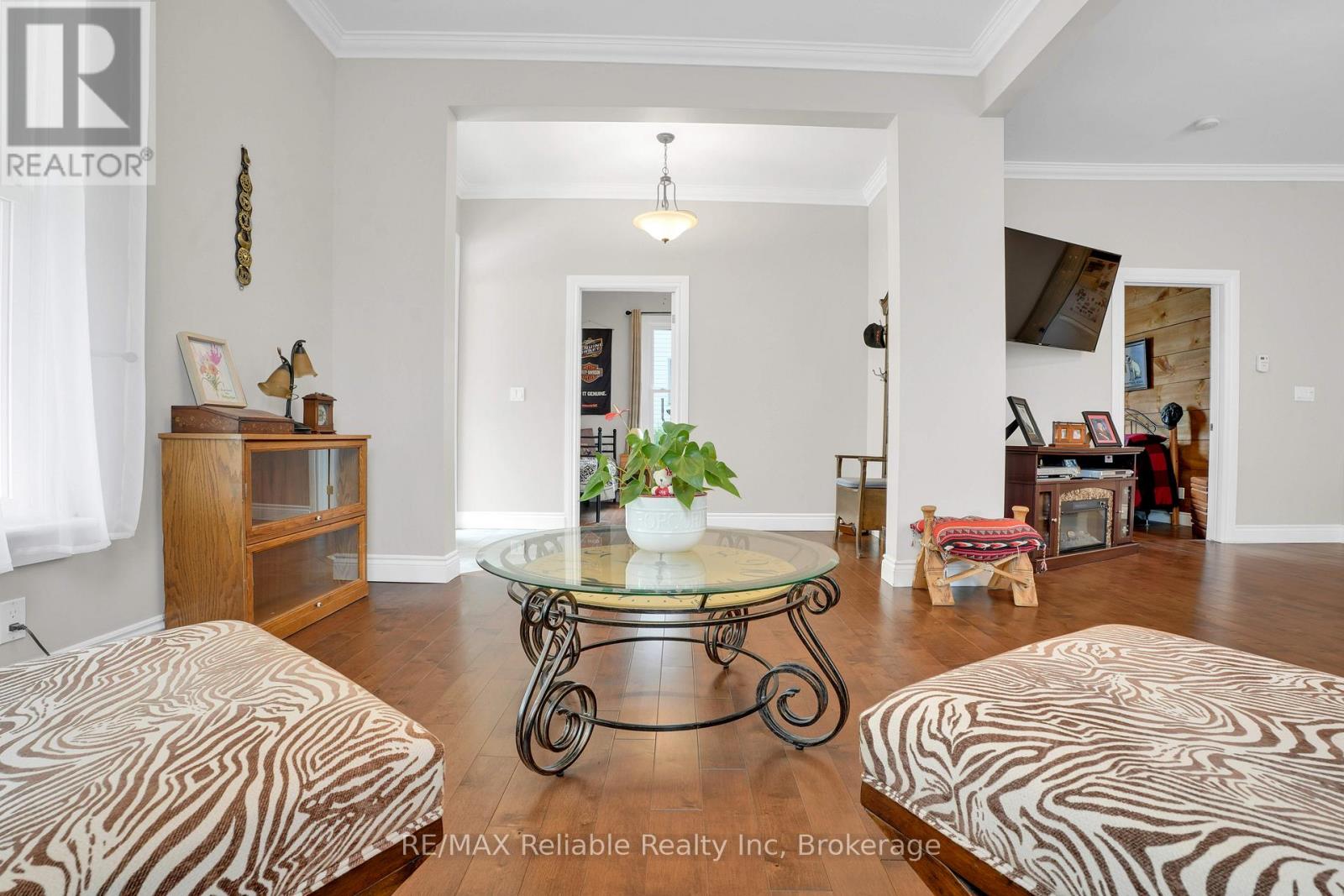 143 Albert Street, Central Huron, Ontario  N0M 1L0 - Photo 10 - X12311093