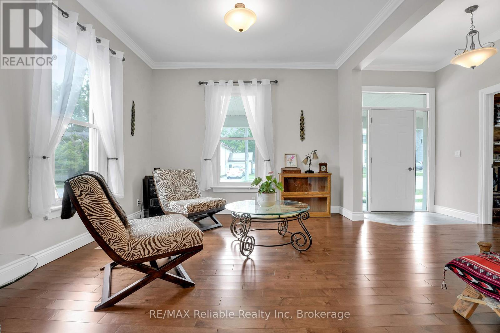 143 Albert Street, Central Huron, Ontario  N0M 1L0 - Photo 11 - X12311093