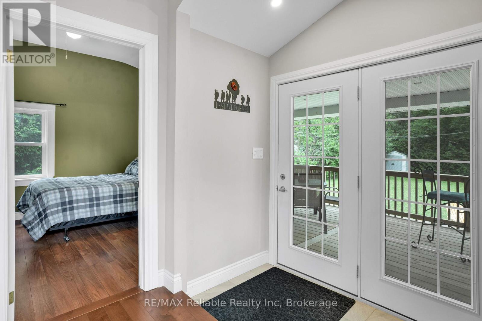 143 Albert Street, Central Huron, Ontario  N0M 1L0 - Photo 24 - X12311093