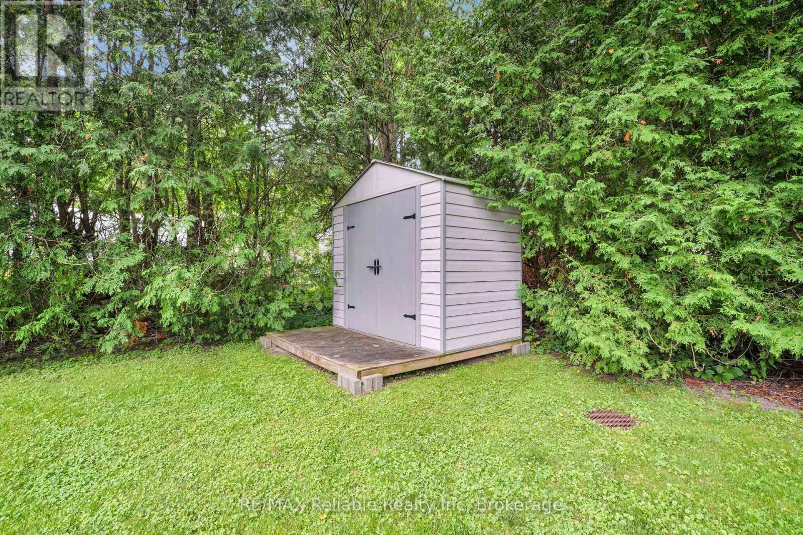 143 Albert Street, Central Huron, Ontario  N0M 1L0 - Photo 44 - X12311093