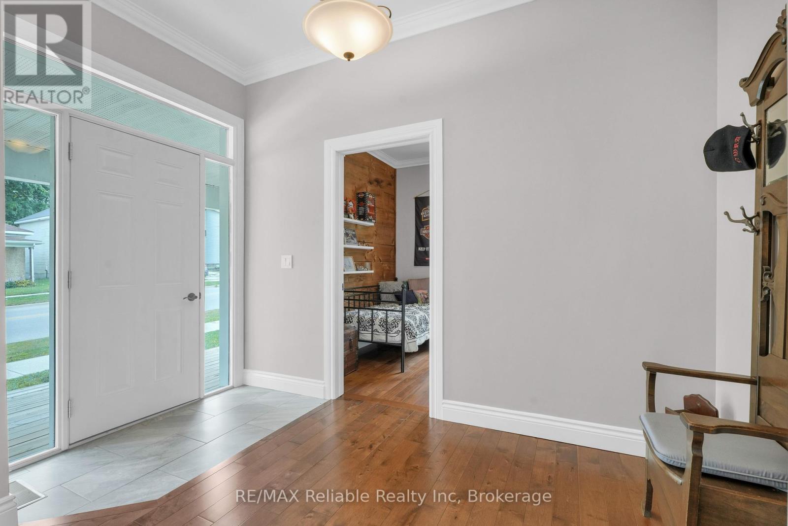 143 Albert Street, Central Huron, Ontario  N0M 1L0 - Photo 7 - X12311093