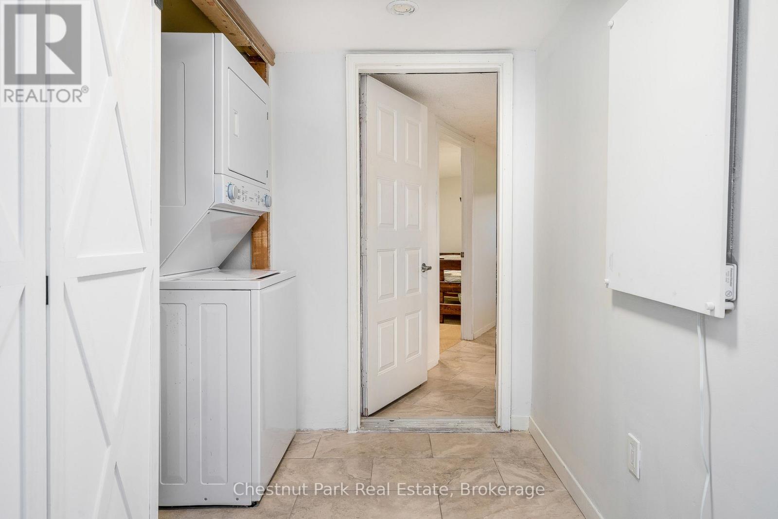 164 Slabtown Road, Blue Mountains, Ontario  N0H 1J0 - Photo 33 - X12311543