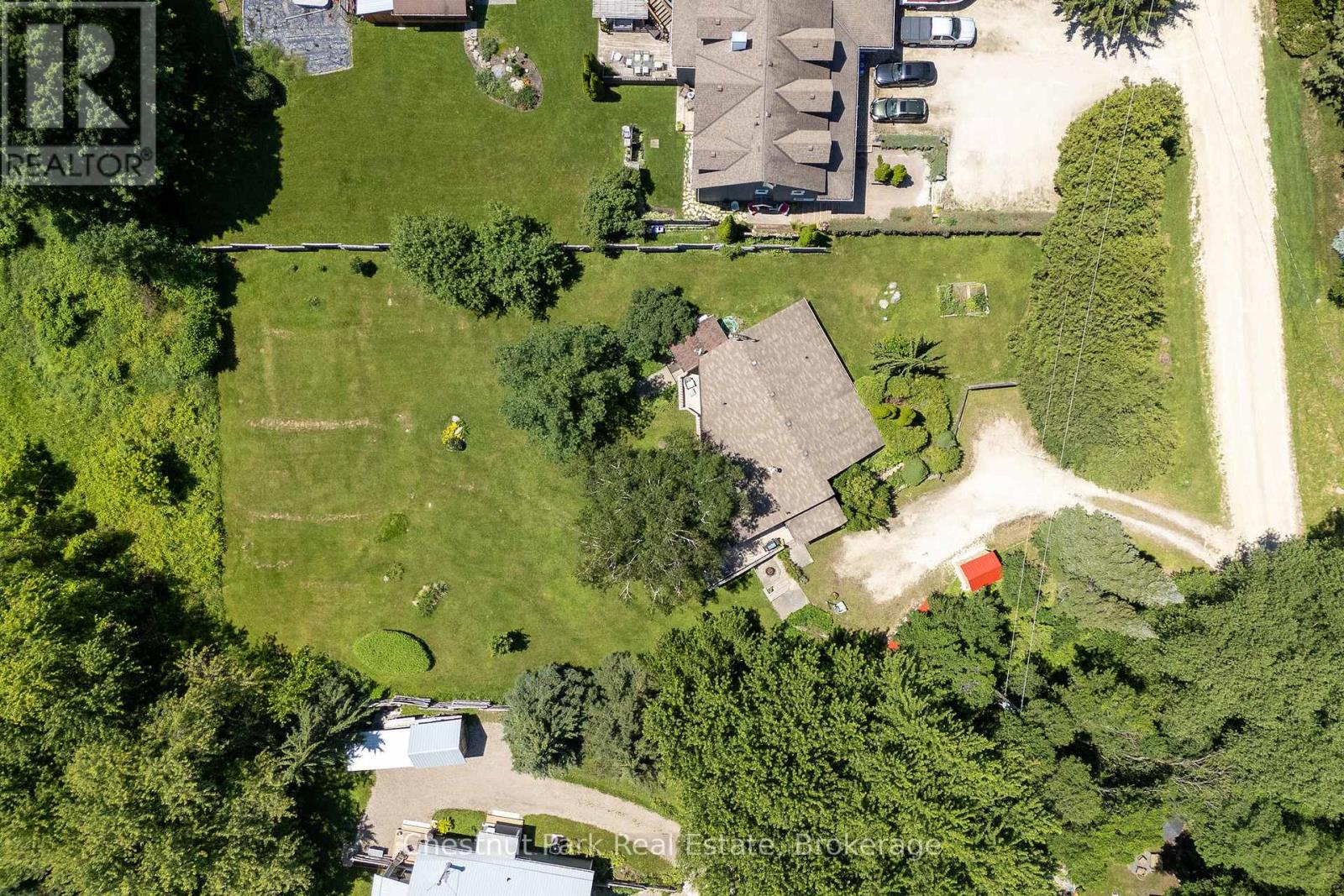 164 Slabtown Road, Blue Mountains, Ontario  N0H 1J0 - Photo 43 - X12311543