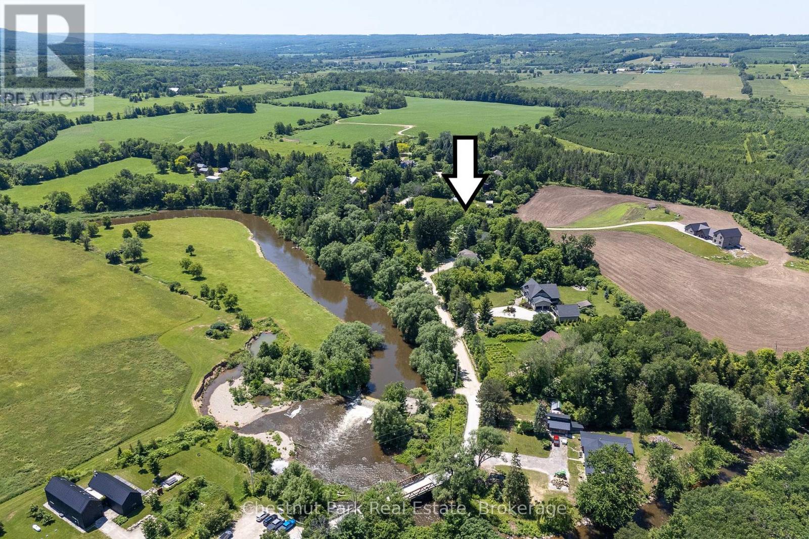 164 Slabtown Road, Blue Mountains, Ontario  N0H 1J0 - Photo 46 - X12311543