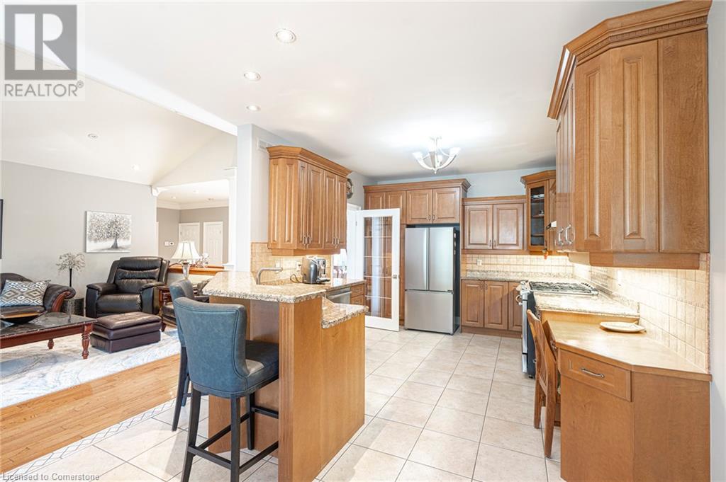 198 Gray Road, Hamilton, Ontario  L8E 1T7 - Photo 15 - 40755180