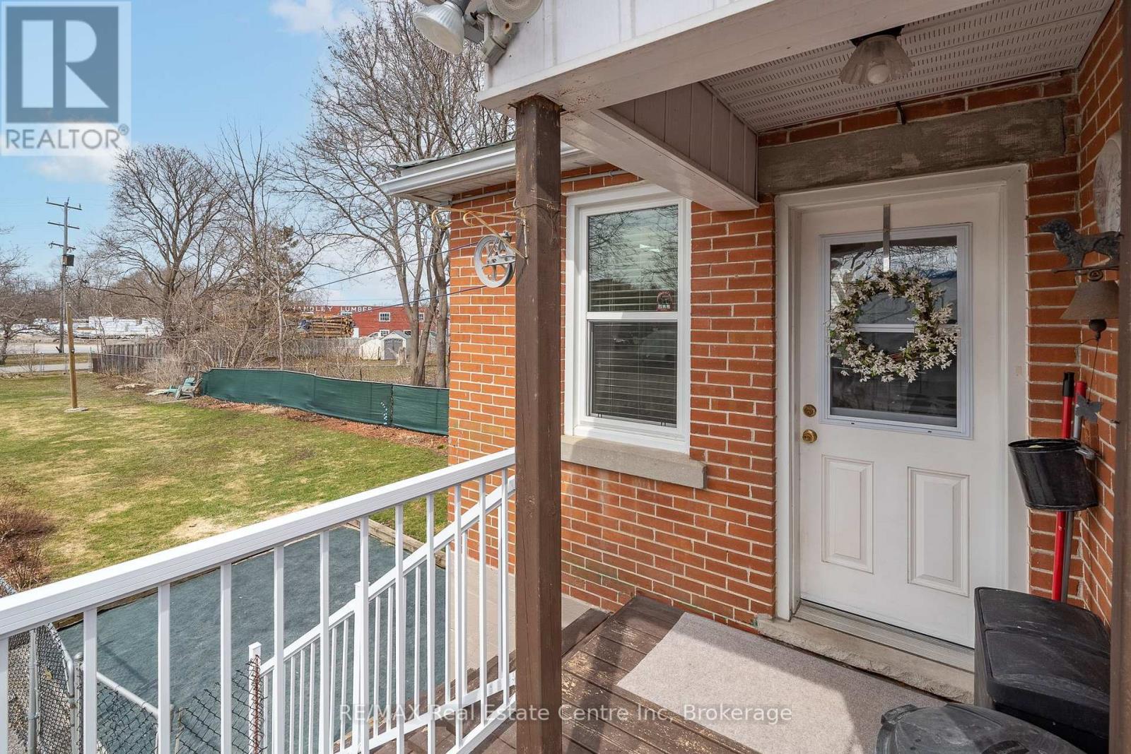 24 Lindsay Street, Kawartha Lakes, Ontario  K0M 1N0 - Photo 26 - X12311960