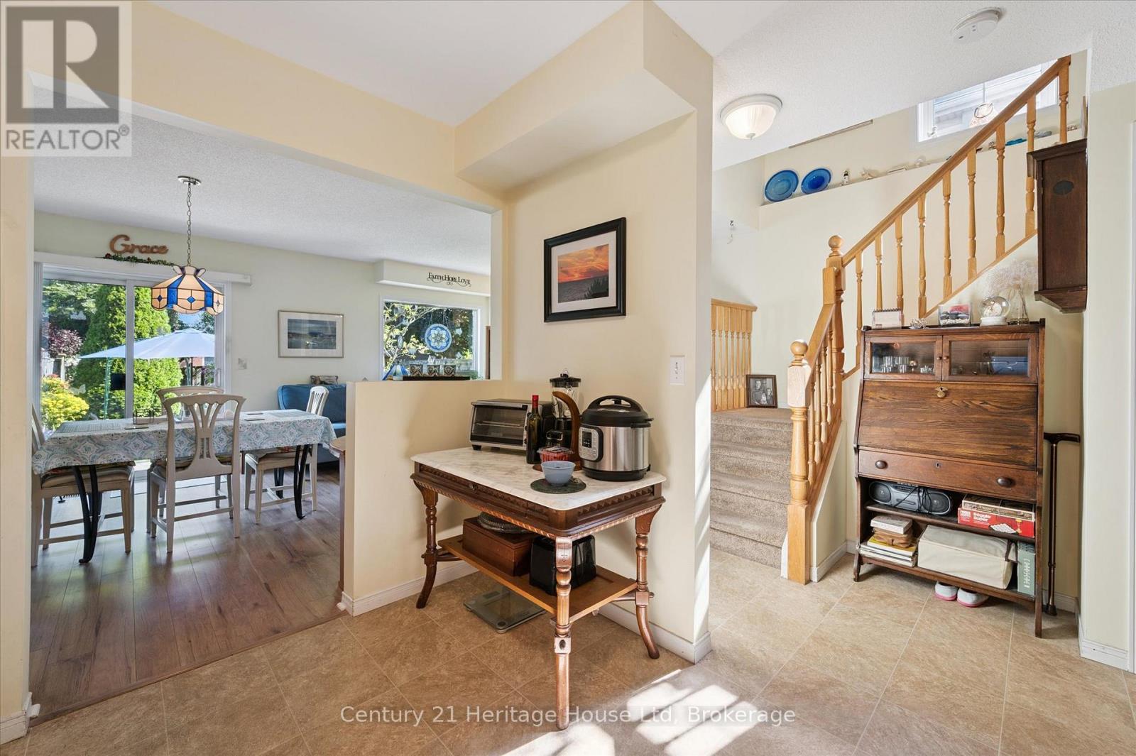 229 Silurian Drive, Guelph, Ontario  N1E 7B8 - Photo 18 - X12312237