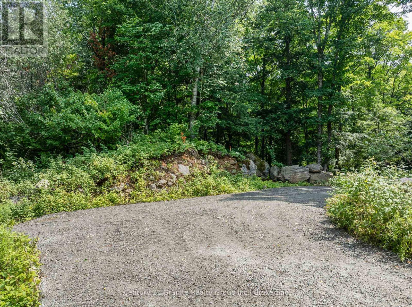 1059 Dunn Road, Dysart Et Al, Ontario  K0M 1S0 - Photo 8 - X12312376