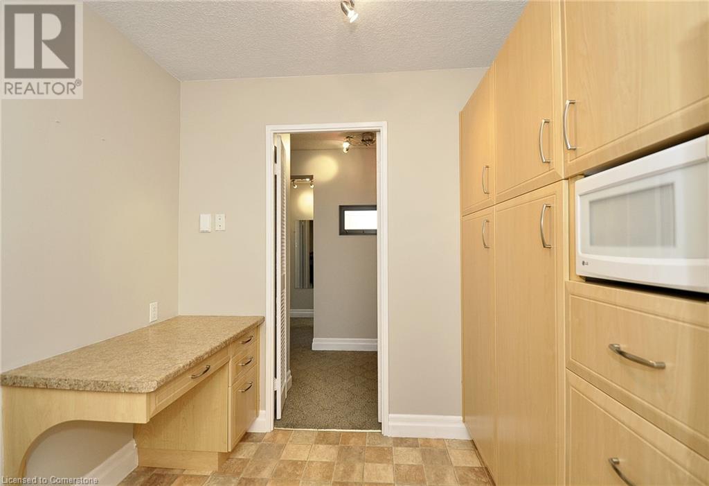 225 Harvard Place Unit# 601, Waterloo, Ontario  N2J 4H4 - Photo 13 - 40755484