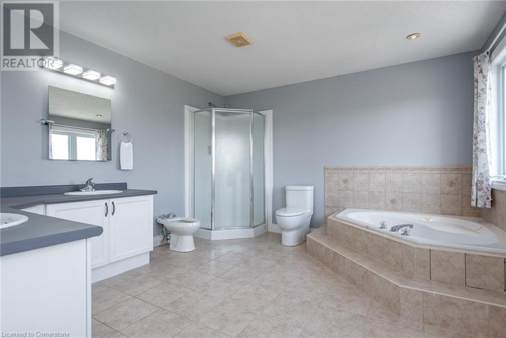 35 Yarrow Court, Kitchener, Ontario  N2E 4C4 - Photo 22 - 40755501